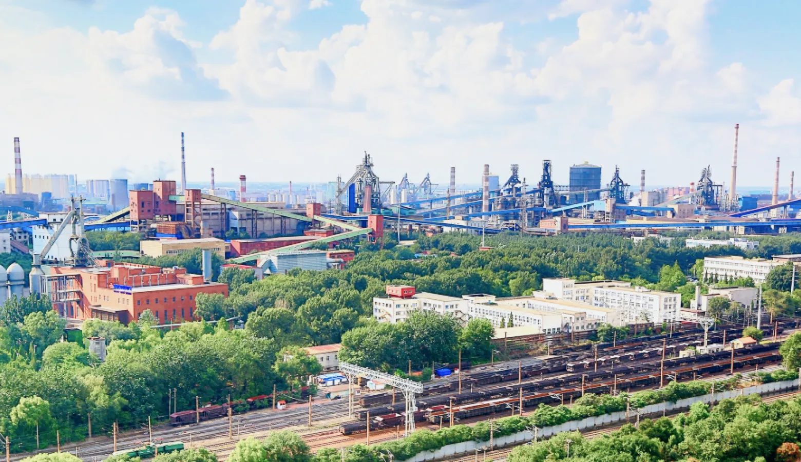 鞍钢集团：用云桌面建设新一代集控中心